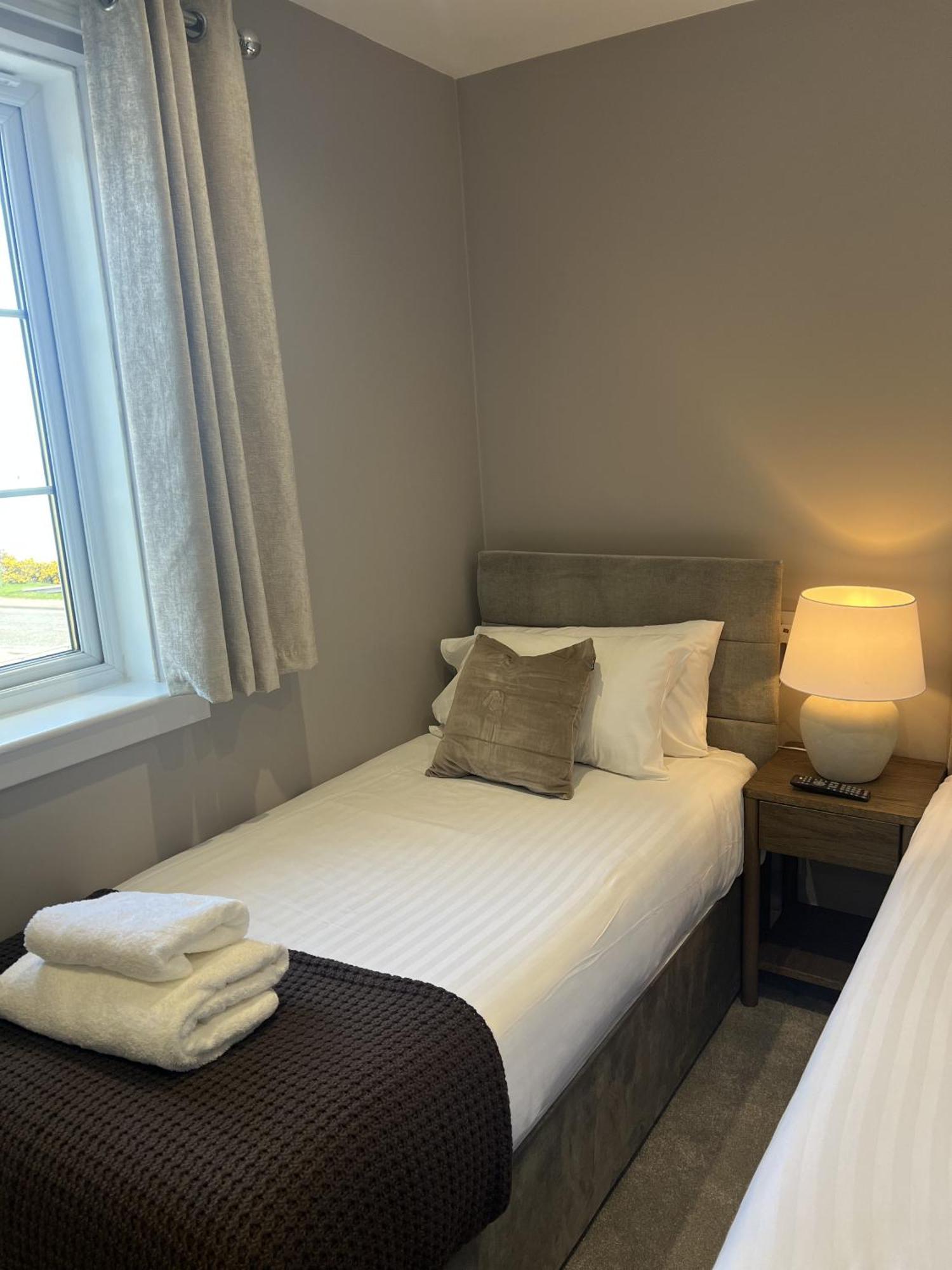 Tuckers Inn Invergordon Ngoại thất bức ảnh